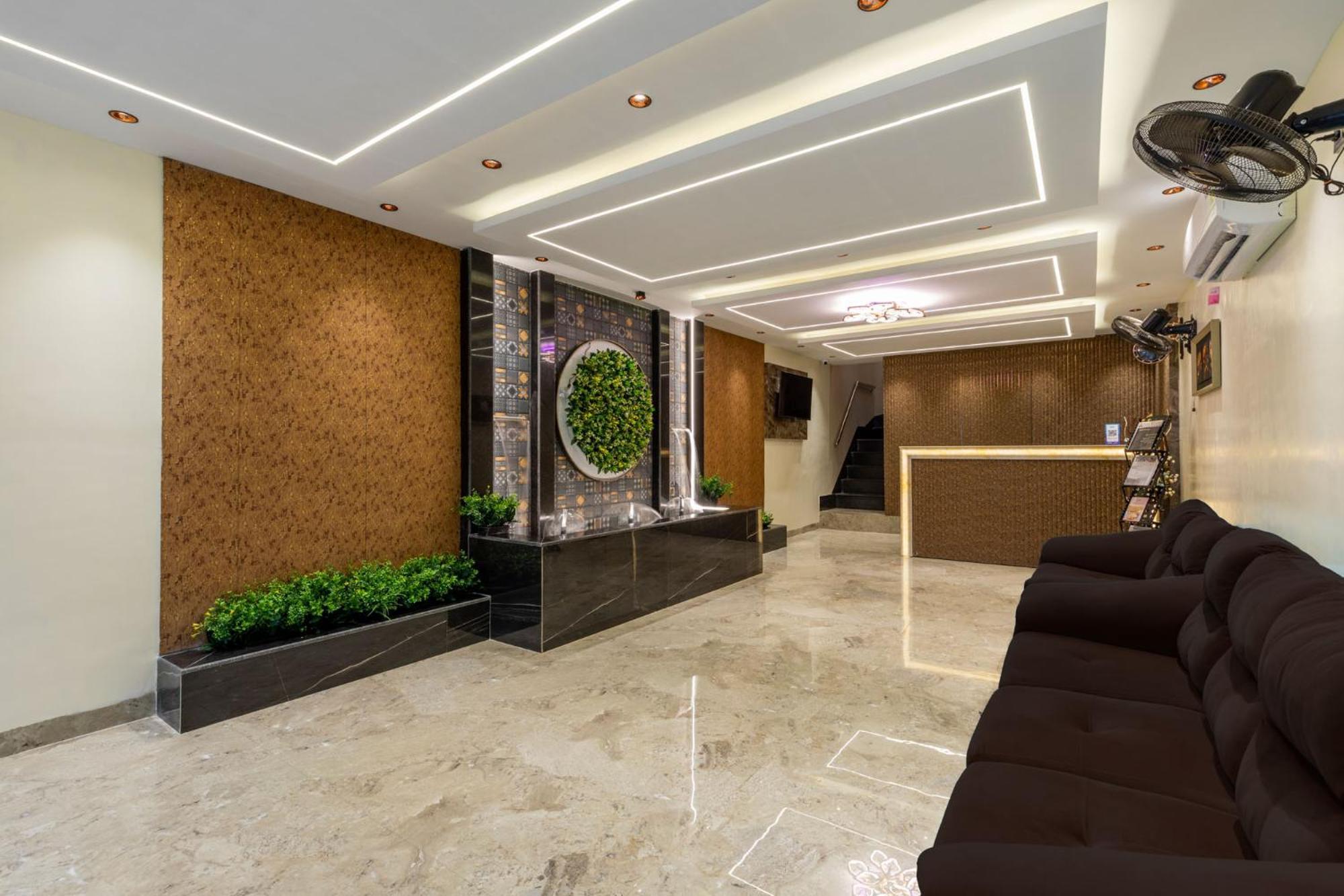 Hotel Zara International Мумбай Екстериор снимка