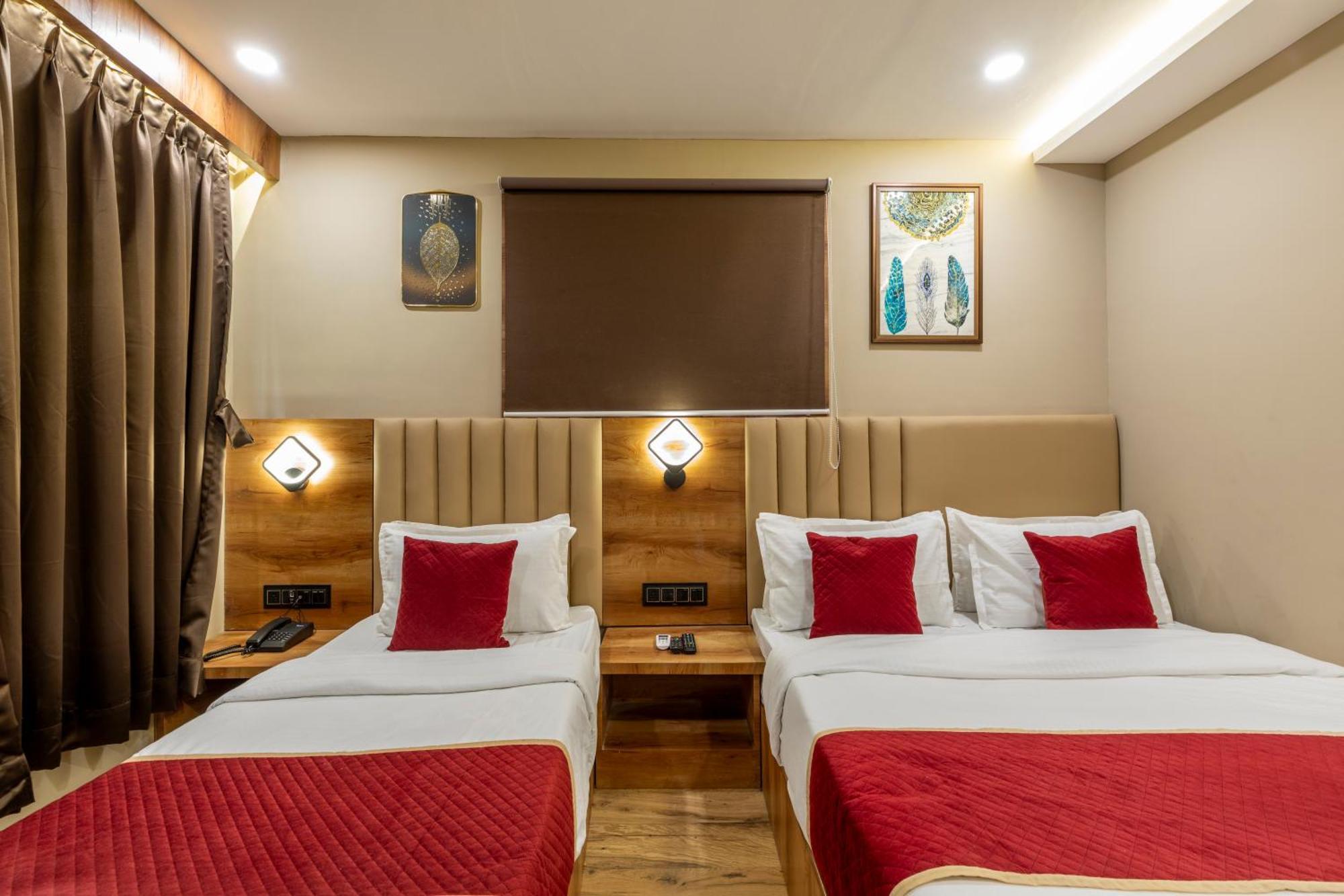 Hotel Zara International Мумбай Екстериор снимка